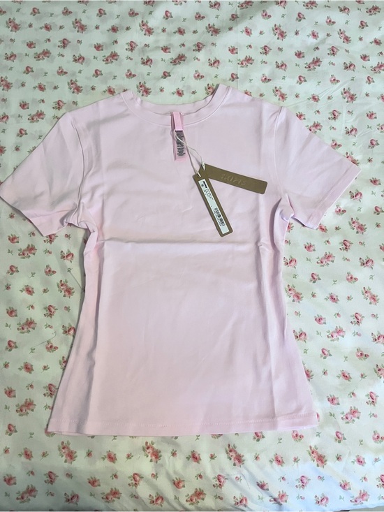 SKIMS Tops - SKIMS Pale Pink Short Sleeve Crew Crop Top